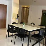 Vortex Suites Klcc By Holiday Villa